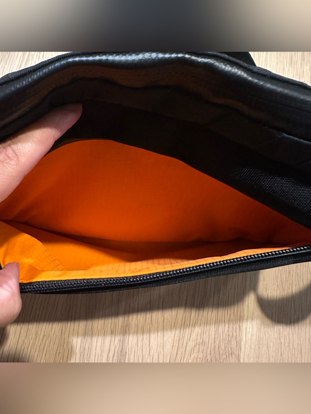 Alpaka Go Sling Mini V1 Belt Bag Black - Picture 7 of 11